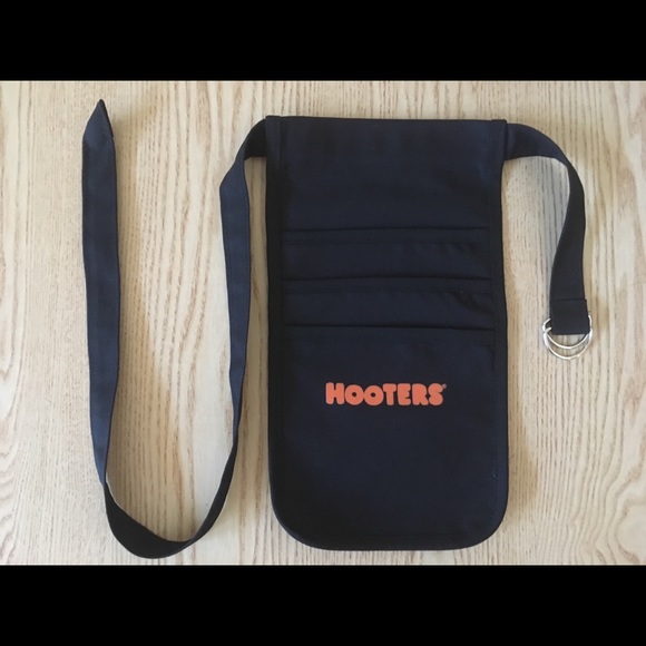 New Hooters Girl Uniform Tank Shorts Socks Hose & Pouch From Clearwater Small - Picture 11 of 16